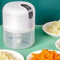 Mini Processador Elétrico de Alimentos Portátil 3 lâminas USB 250 ml Bivolt